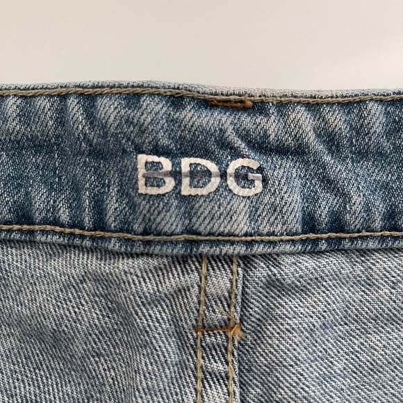 Urban Outfitters Low-rise shorts - Picture 3 of 5